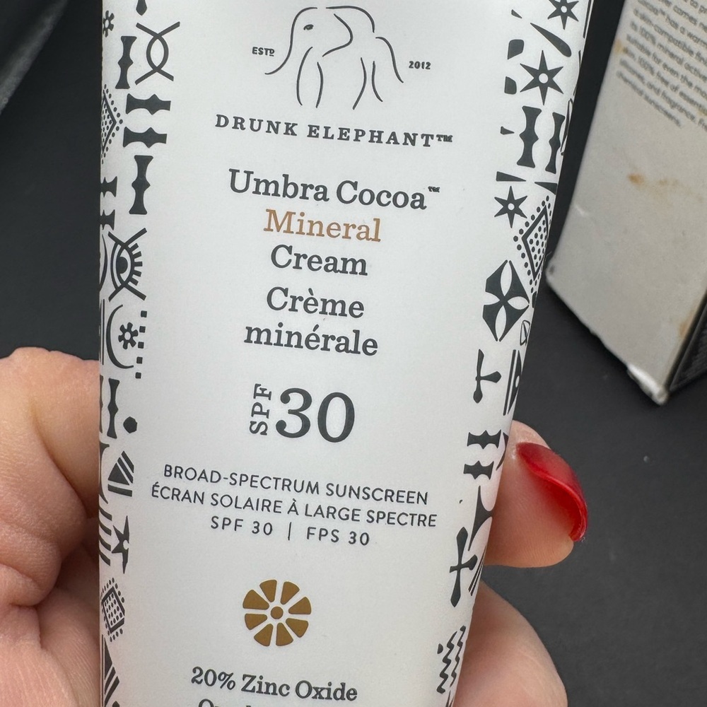 Drunk Elephant Umbra Cocoa Mineral Cream SPF 30 - Picture 9 of 9